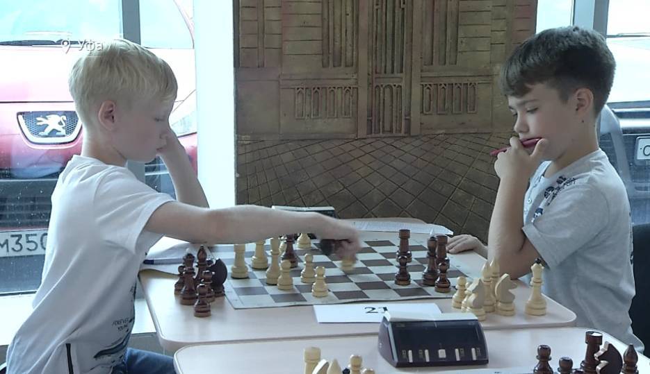 Юные шахматисты Башкирии разыграют путевку на окружные соревнования
