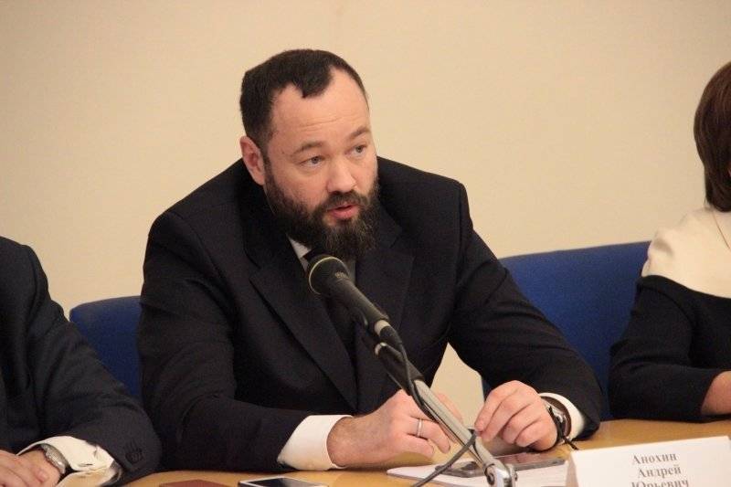 Депутат Анохин оценил грамотную работу штаба Беглова при сборе подписей