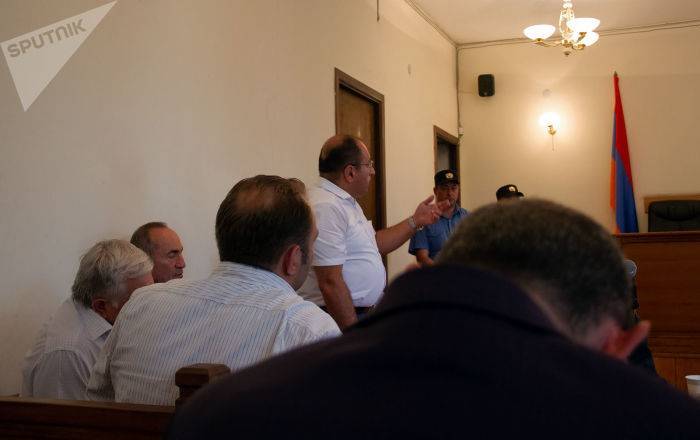 Адвокаты Роберта Кочаряна намерены бойкотировать заседание суда