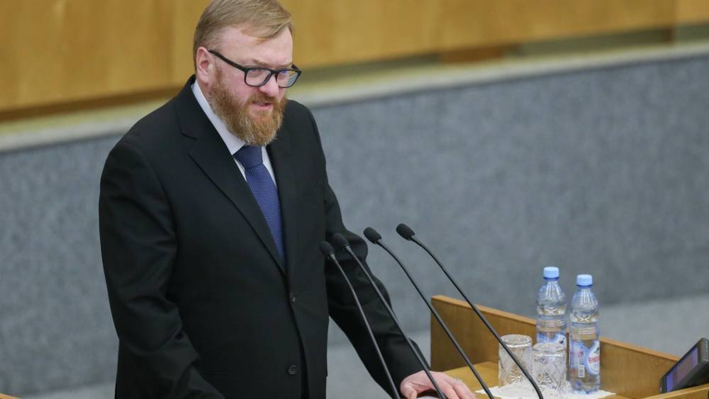 Милонов обвинил Шнурова в нанесении ущерба русской культуре