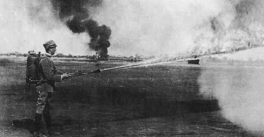 «Окопы горят!»: как немецкие огнемёты напугали русскую армию на Первой мировой | Русская семерка