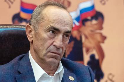 Скандально освобожденного экс-президента Армении снова арестовали