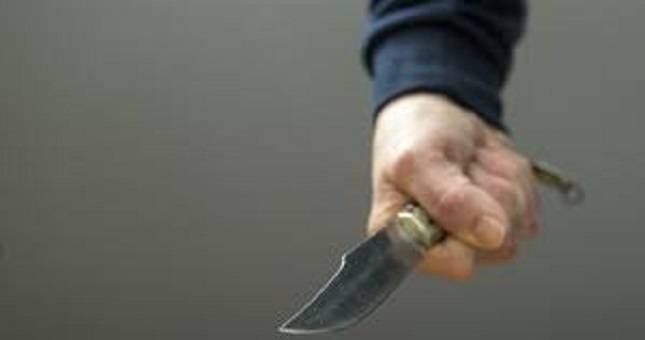 В Душанбе мужчина нанес смертельный удар ножом девушке
