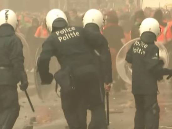 Ссора детей в Испании переросла в массовые беспорядки в Вальядолиде