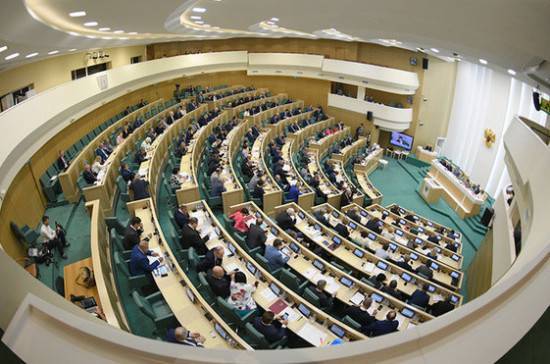 Совет Федерации одобрил закон о приостановке участия России в ДРСМД
