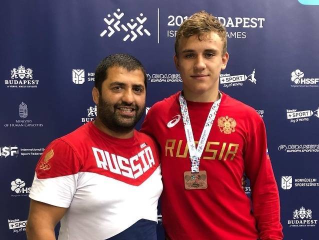 Шахтинец завоевал бронзу всемирных соревнований по спортивной борьбе