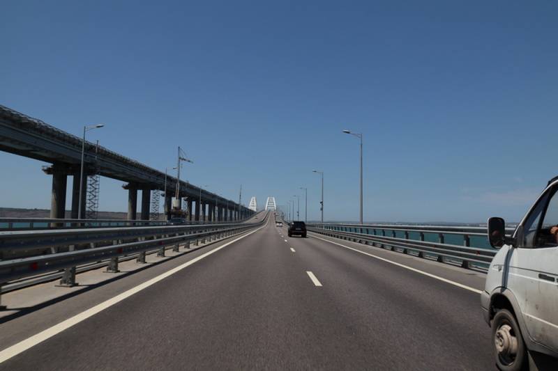 Установлен рекорд скорости на Крымском мосту