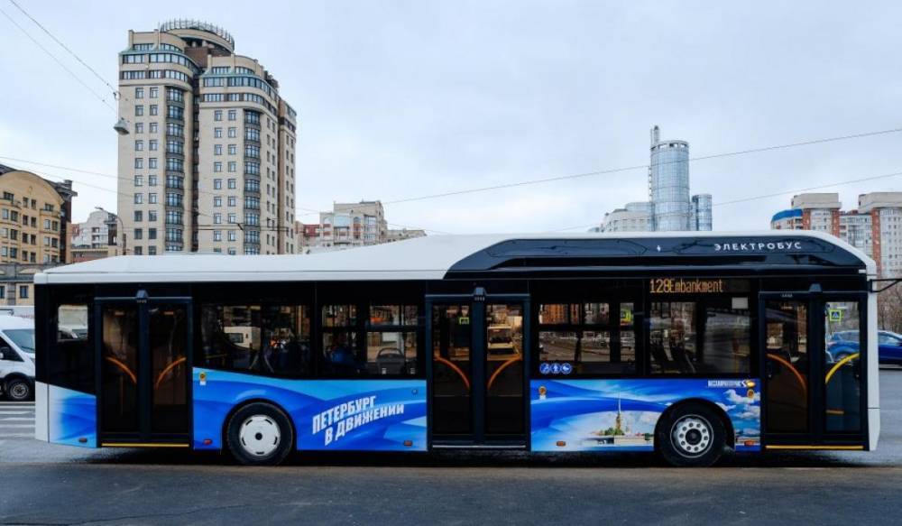 Электробусы в Петербурге перевезли 280 тысяч горожан
