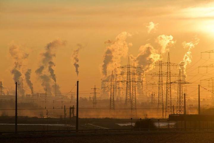 Госдума в первом чтении приняла законопроект о квотировании выбросов в атмосферу