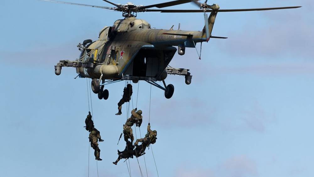 Одна из сенсаций форума "Армия-2019": Публике впервые показали транспортно-десантный вертолет Ми-38Т