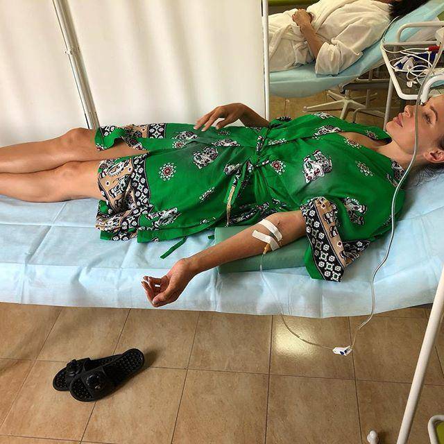 Эвелина Блёданс легла под капельницу после изнурительных тренировок в Кисловодске