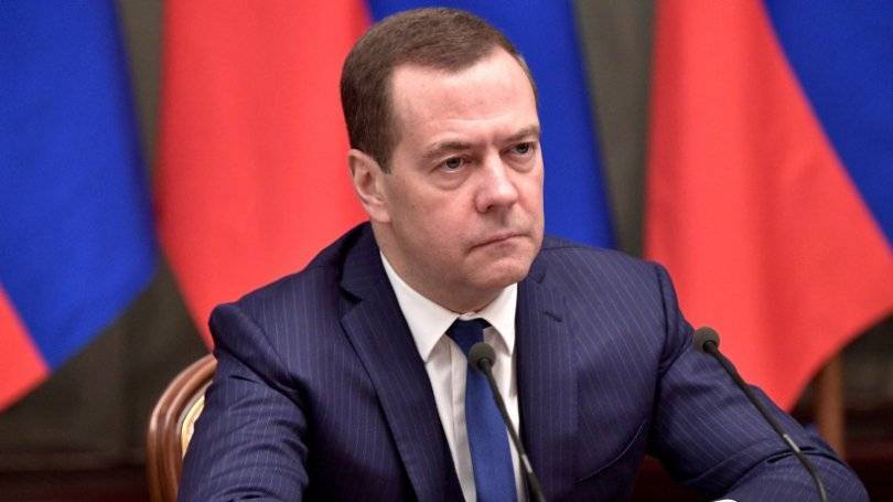 Дмитрий Медведев выделил 10 млрд на поддержку российского автопрома