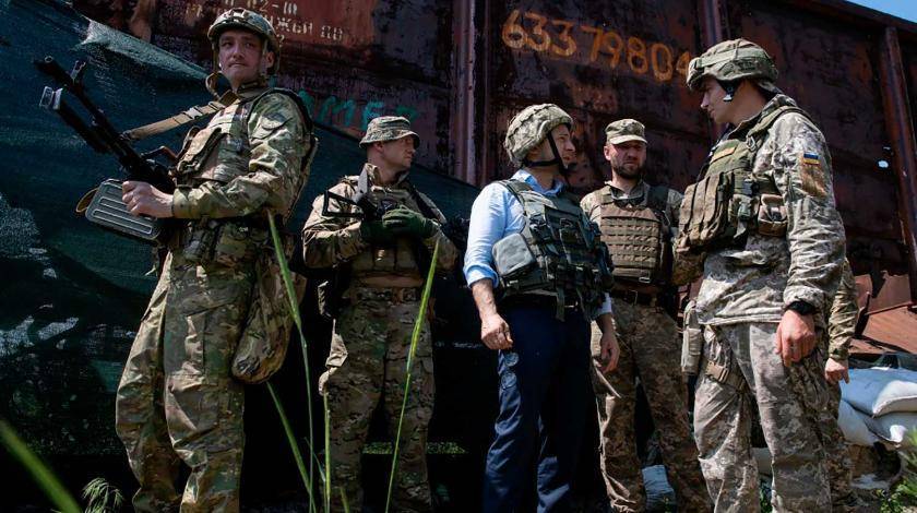 Зеленский переводит украинскую армию под стандарты НАТО