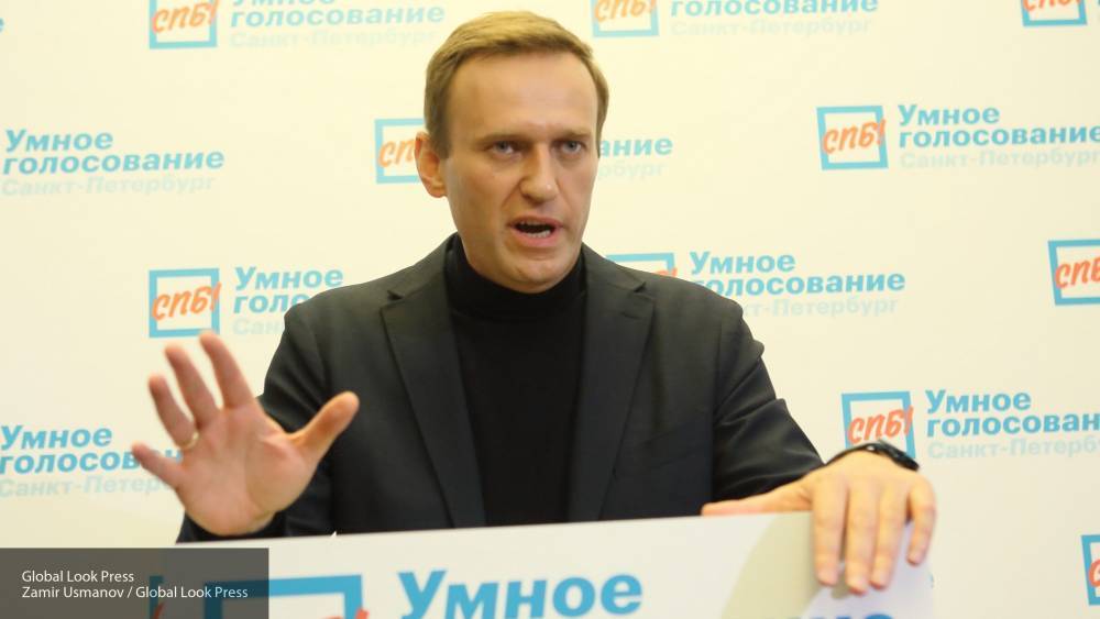 Дон Навальный нагуливает жирок в Италии, пока пятеро его прихвостней пытаются пролезть в Мосгордуму
