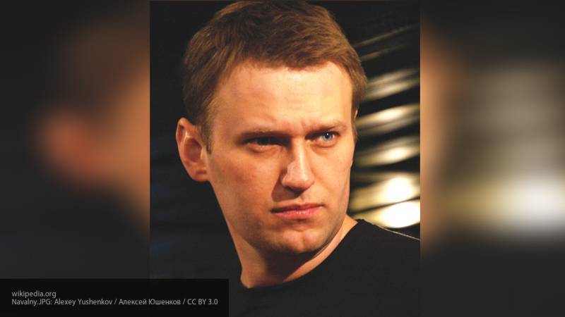 Навальный набил карманы деньгами предателей-толстосумов Зиминых и Фридмана, спутался с Гайдар и наплевал на Родину