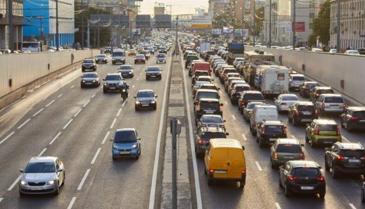В России водители машин с грязными номерами могут остаться без прав