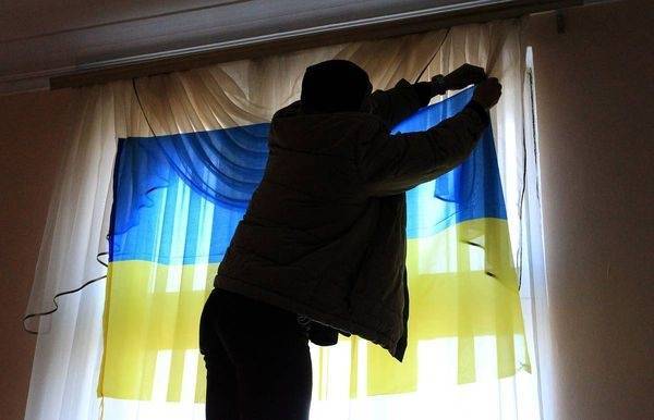 Украинских туристов выселили из&nbsp;отеля в&nbsp;Греции за&nbsp;флаги ОУН-УПА — Новости политики, Новости Украины — EADaily