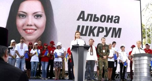 Альона Шкрум: Україна 4 роки війни постачає зброю Росії
