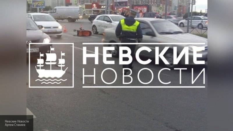 Водитель без прав сбил коляску с двухлетним ребенком на пешеходном переходе в Петербурге