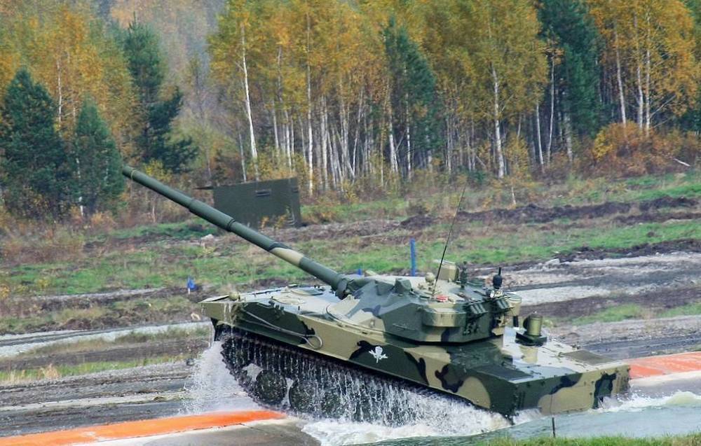 В России создают новый плавающий танк на базе самоходной пушки "Спрут"