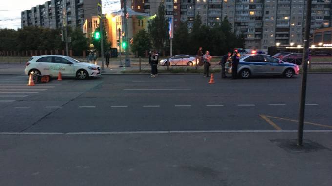 В Невском районе водитель на каршеринге сбил коляску с ребенком