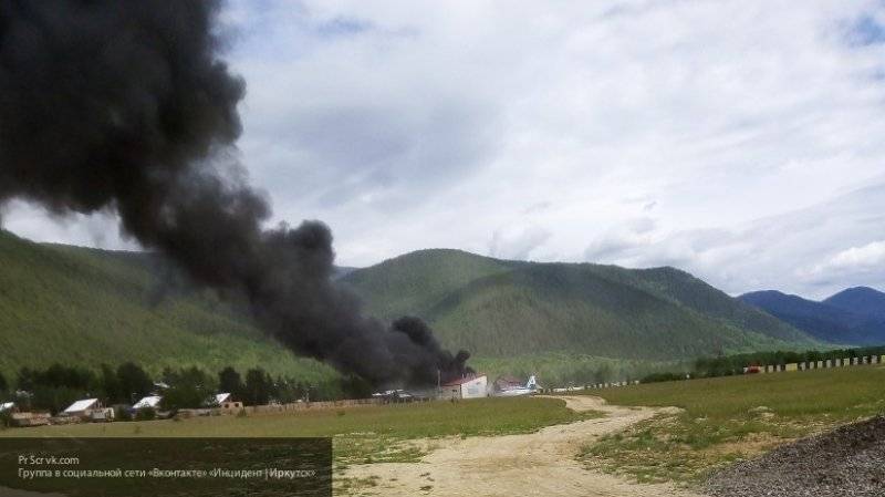 Пожар на месте аварийной посадки Ан-24 в Бурятии локализован