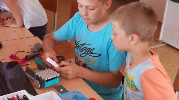 В Соль-Илецком ЦТР дети могут пособирать роботов