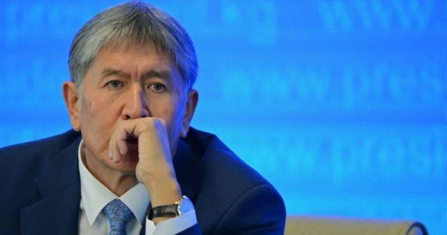 Атамбаева лишили статуса экс-президента — ЖК проголосовал