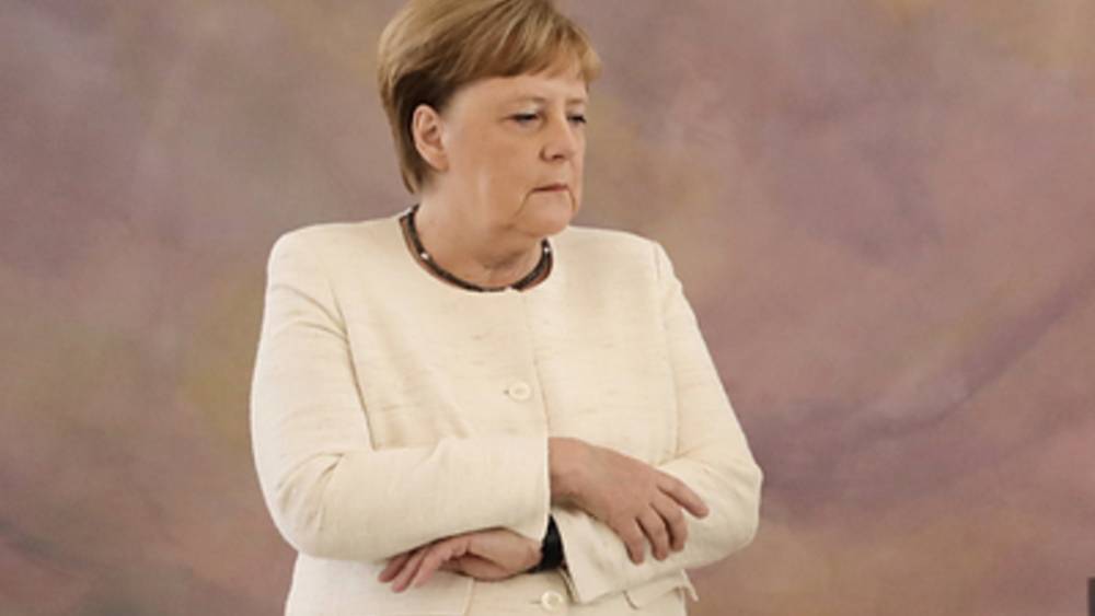 Соловьёв увидел в повторном "припадке" Меркель "печальный" знак