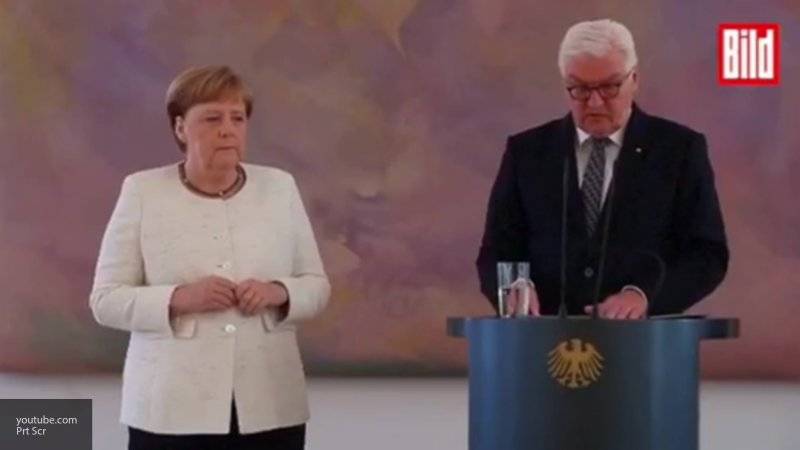 Кабмин ФРГ заявил, что Меркель чувствует себя хорошо и намерена вылететь в Японию