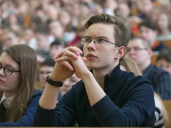 Высшее образование в России резко подорожало