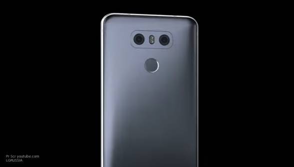Компания LG представила три бюджетных смартфона