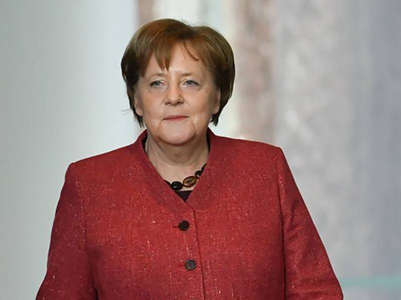 Почему Меркель так трясет