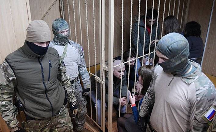 Гордон (Украина): РФ потребовала, чтобы Украина судила 24 моряков по российскому законодательству — МИД Украины