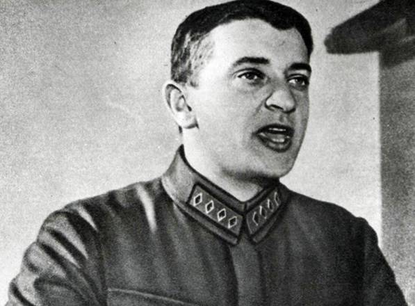 «Немецкий шпион!»: в чём Сталин обвинил Михаила Тухачевского | Русская семерка
