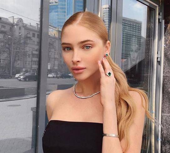 Подруга лишила бизнеса экс-возлюбленную Тимати Алену Шишкову