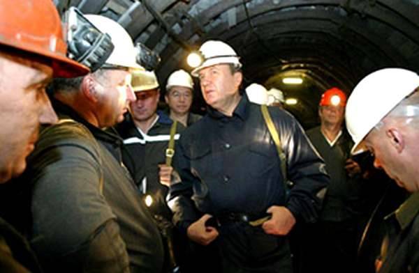 Уголь Януковичей. Как пять государственных фабрик достались «Семье»