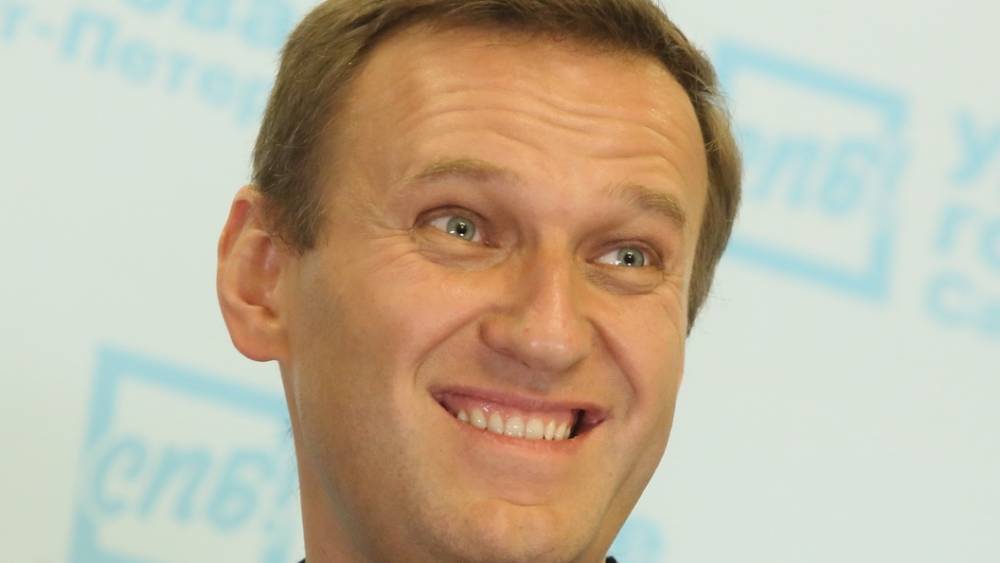 Навальный намеренно распространяет фейк о "православном Ватикане" за 140 млрд рублей