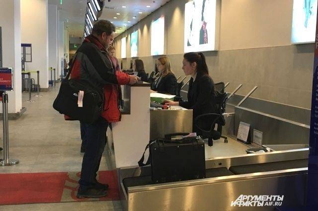 В московских аэропортах более 40 рейсов задержали из-за непогоды