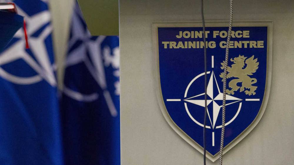НАТО рвётся в космос: Министры обороны стран Альянса договорились расширить театры военных действий