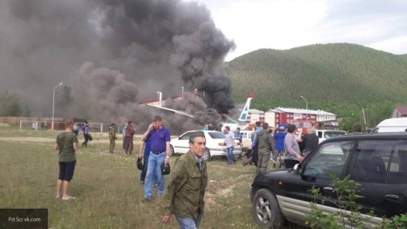 Пассажир Ан-24 снял на видео момент аварийной посадки в Бурятии