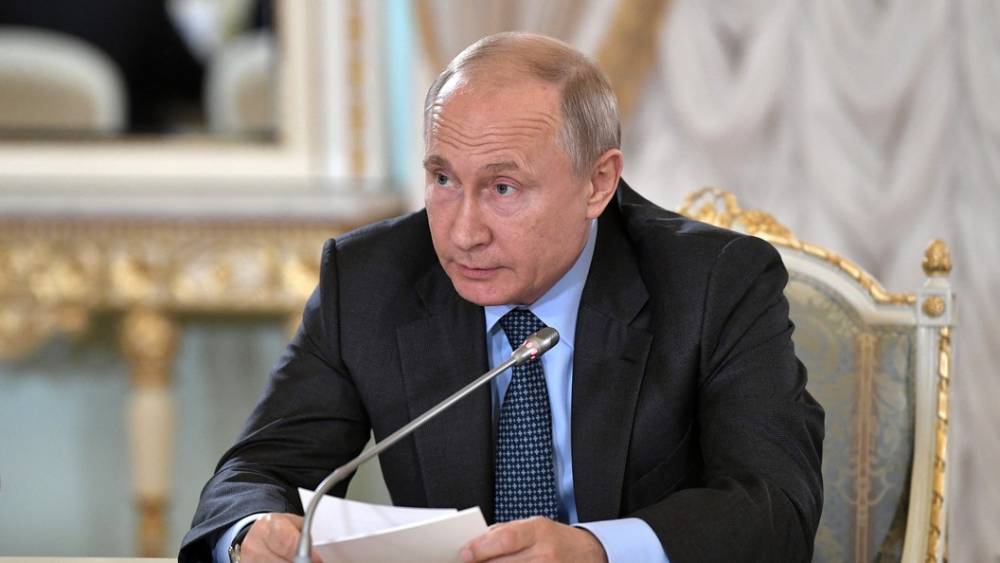 "У нас есть достаточно яиц": Путин "образно" ответил на вопрос об отношениях России с Китаем