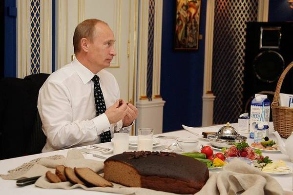 Кухня Кремля. Что официанты подслушали у Владимира Путина