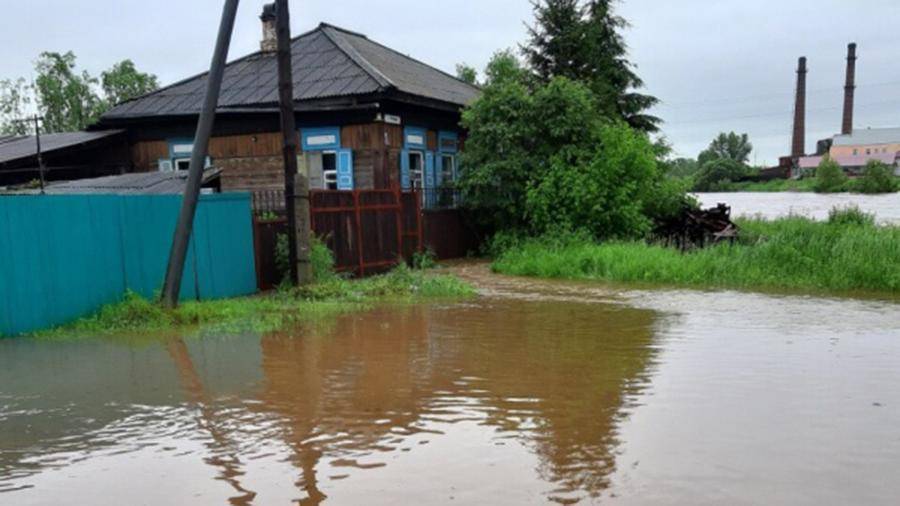Сильные дожди подтопили шесть населенных пунктов в Иркутской области