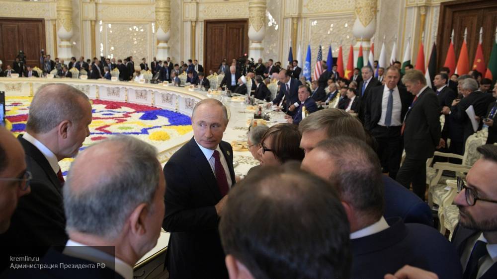 Президент РФ предложил странам БРИКС справедливую модель развития экономики
