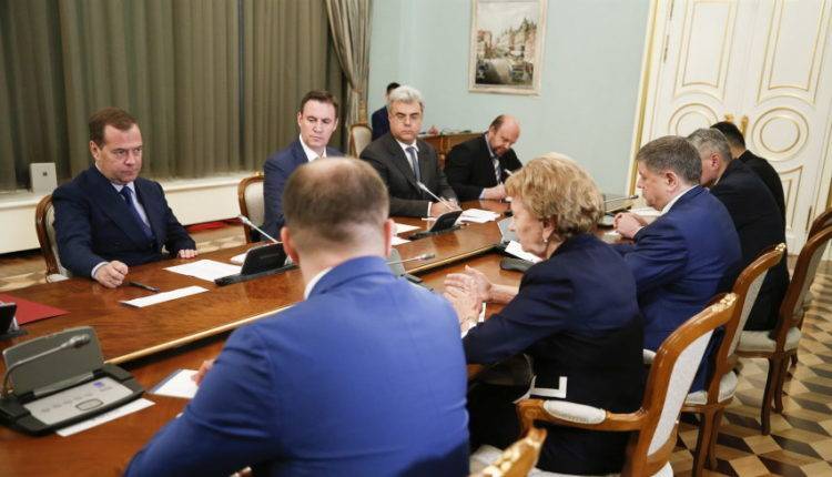 Медведев: Россия рассчитывает на активизацию сотрудничества с Молдовой