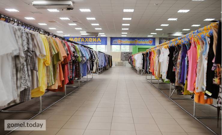 Детский уголок и уникальная система скидок. На площади в 1100 м2 в Гомеле откроется крупнейший магазин брендовой одежды «Мегахенд»