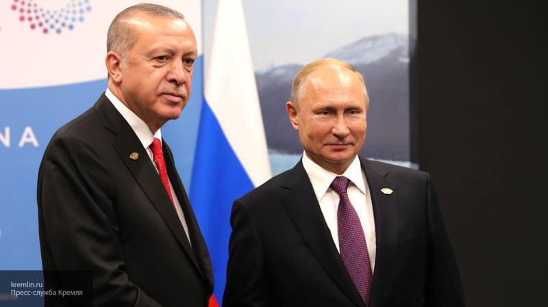 Путин побеседовал с Эрдоганом в кулуарах саммита G20