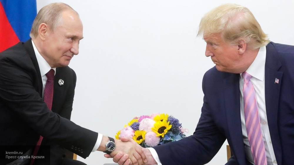 Трамп в шутку попросил Путина «не вмешиваться в выборы»