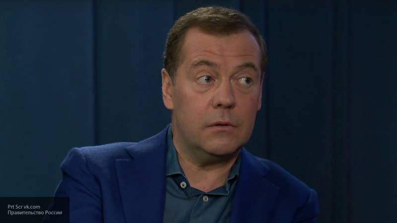 Медведев утвердил список запрещенных для содержания дома животных